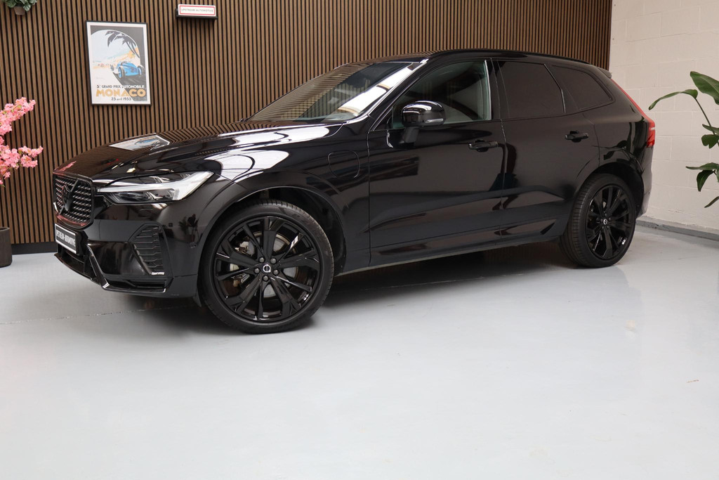 Volvo XC60 T6 Recharge Ultimate Black 55348728-1.jpg | Upstream Automotive B.V.